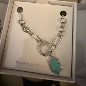 Chic Silver and Turquoise Pendant Necklace